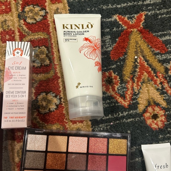 PLAY MYSTERY GAME $25/ SPOT TO WIN Coach x Keith Haring Crossbody EUC - Picture 14 of 16